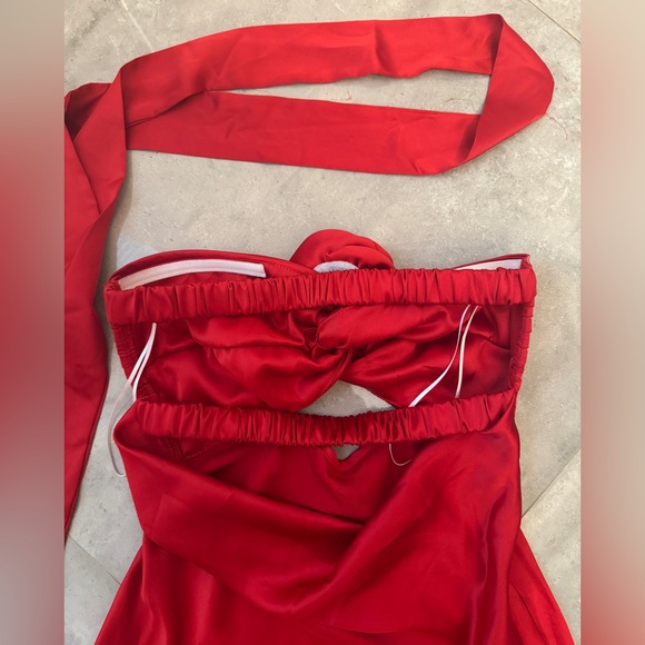 Hello Molly Red Strapless Dress | 4 - Picture 9 of 10